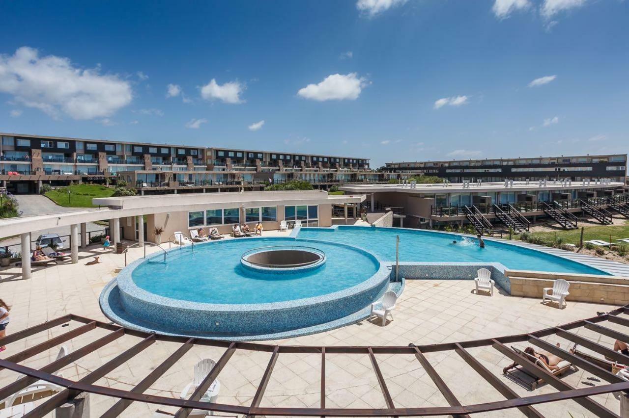 Linda Bay Premium Resort マール・デ・ラス・パンパス エクステリア 写真